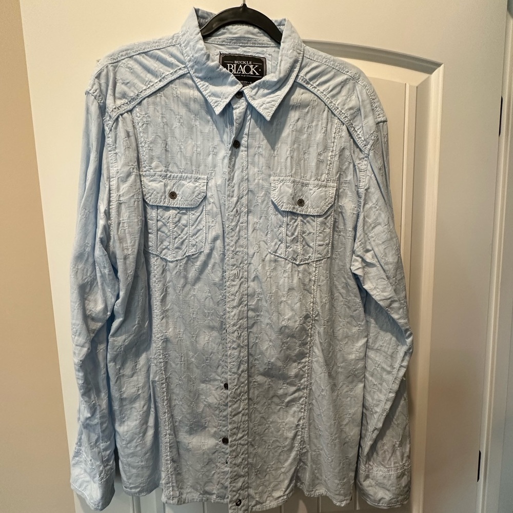 MEN’S BUCKLE BLACK LONG SLEEVE SHIRT